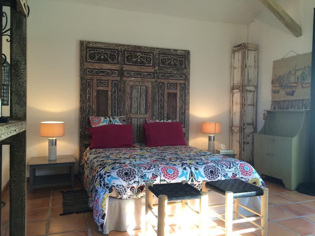 Terre De Boheme Hotel Vestric-et-Candiac Ngoại thất bức ảnh
