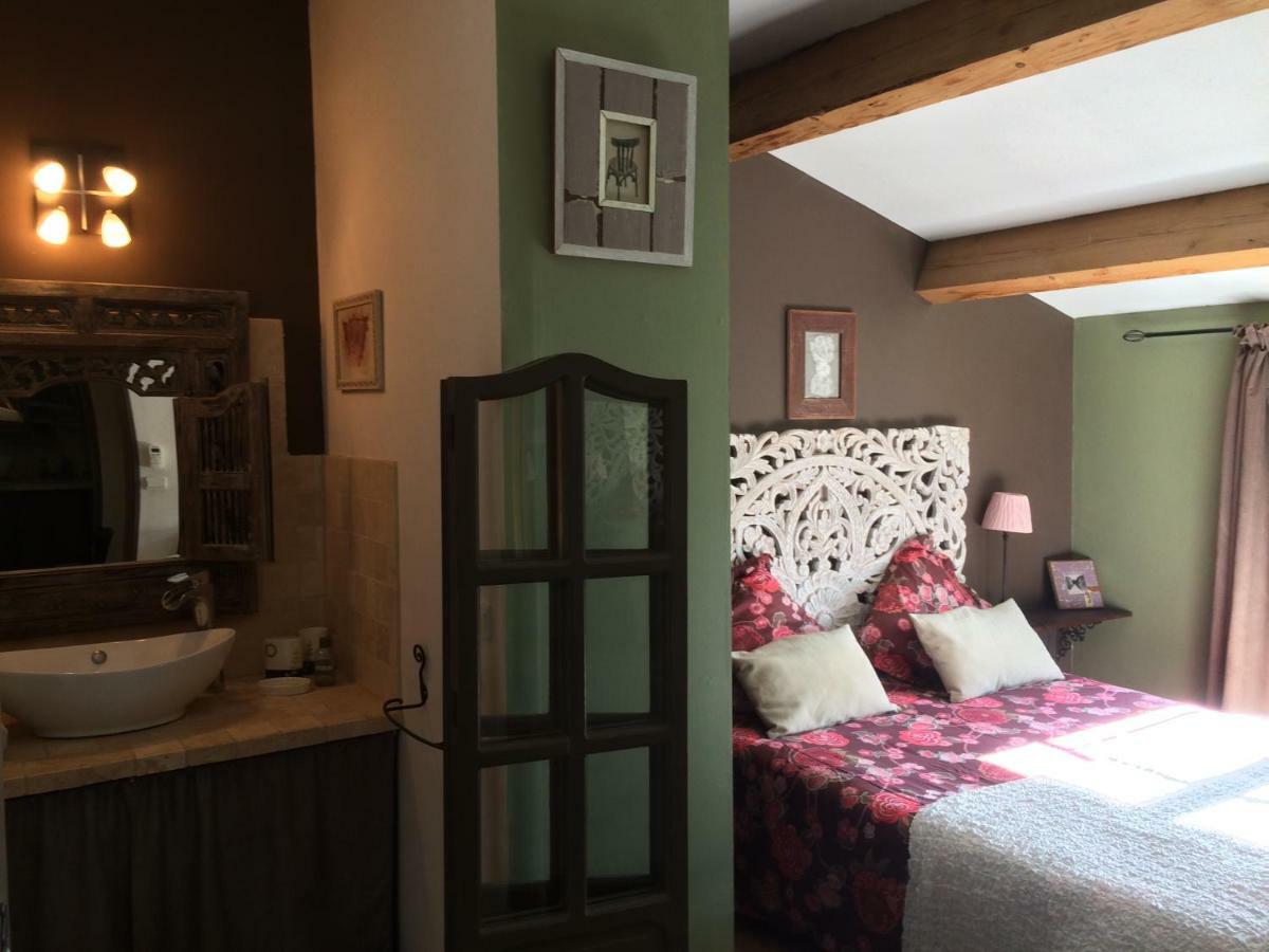 Terre De Boheme Hotel Vestric-et-Candiac Ngoại thất bức ảnh